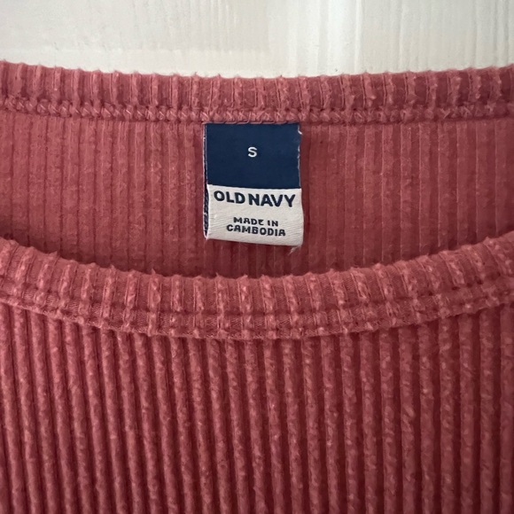 Old Navy Women's Ribbed Long Sleeve Tee - Brick Red - Picture 2 of 3